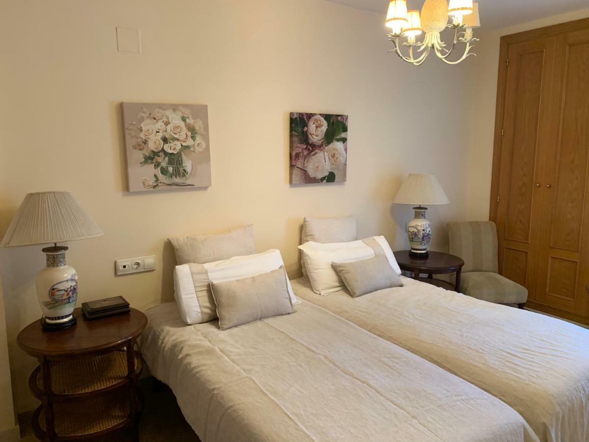Primera Linea De Playa En Chapas Apartamento Marbella